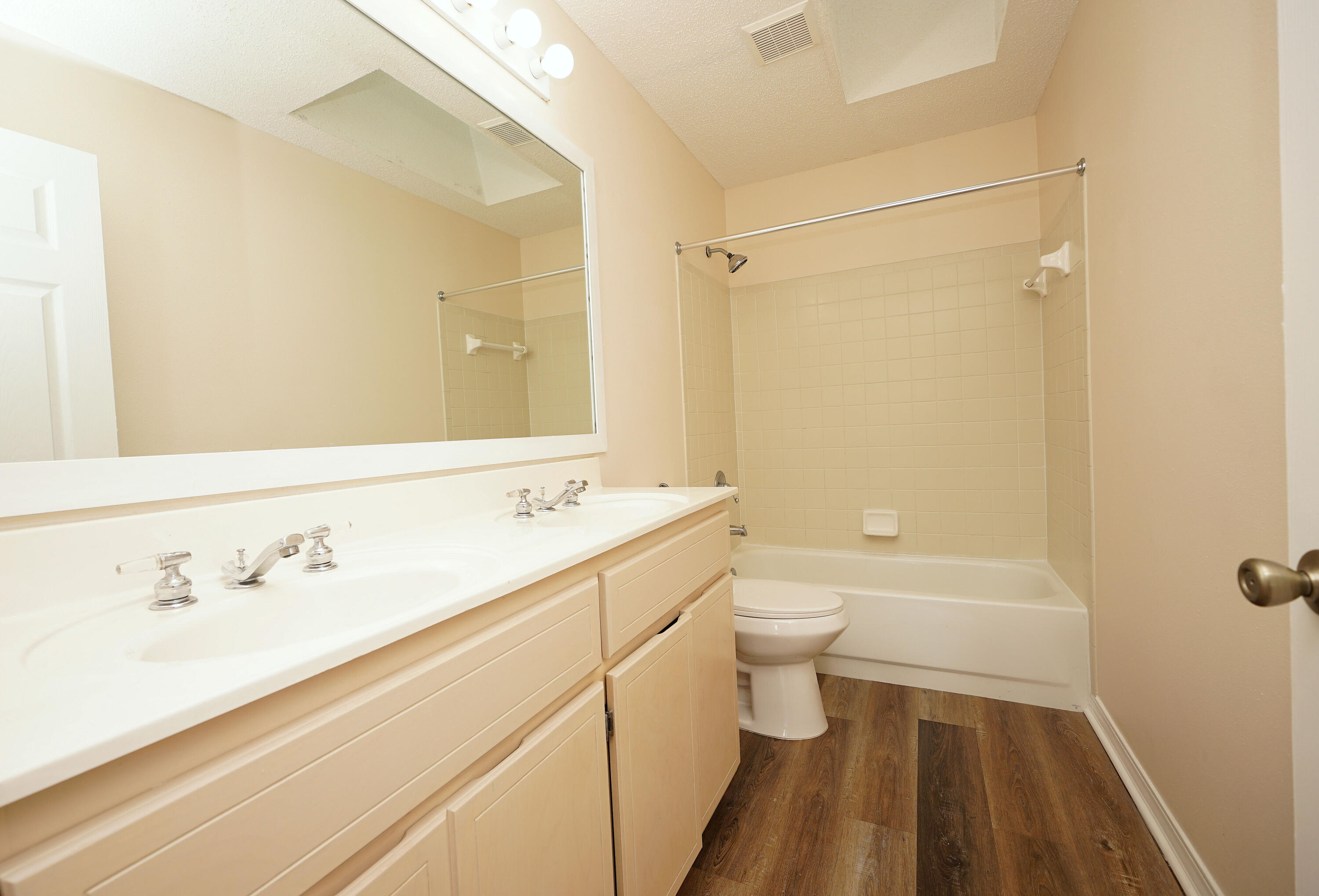 406 Springate Court Mary Esther, FL 32569 - Photo 29 of 41 a bathroom with a sink a toilet and a bathtub