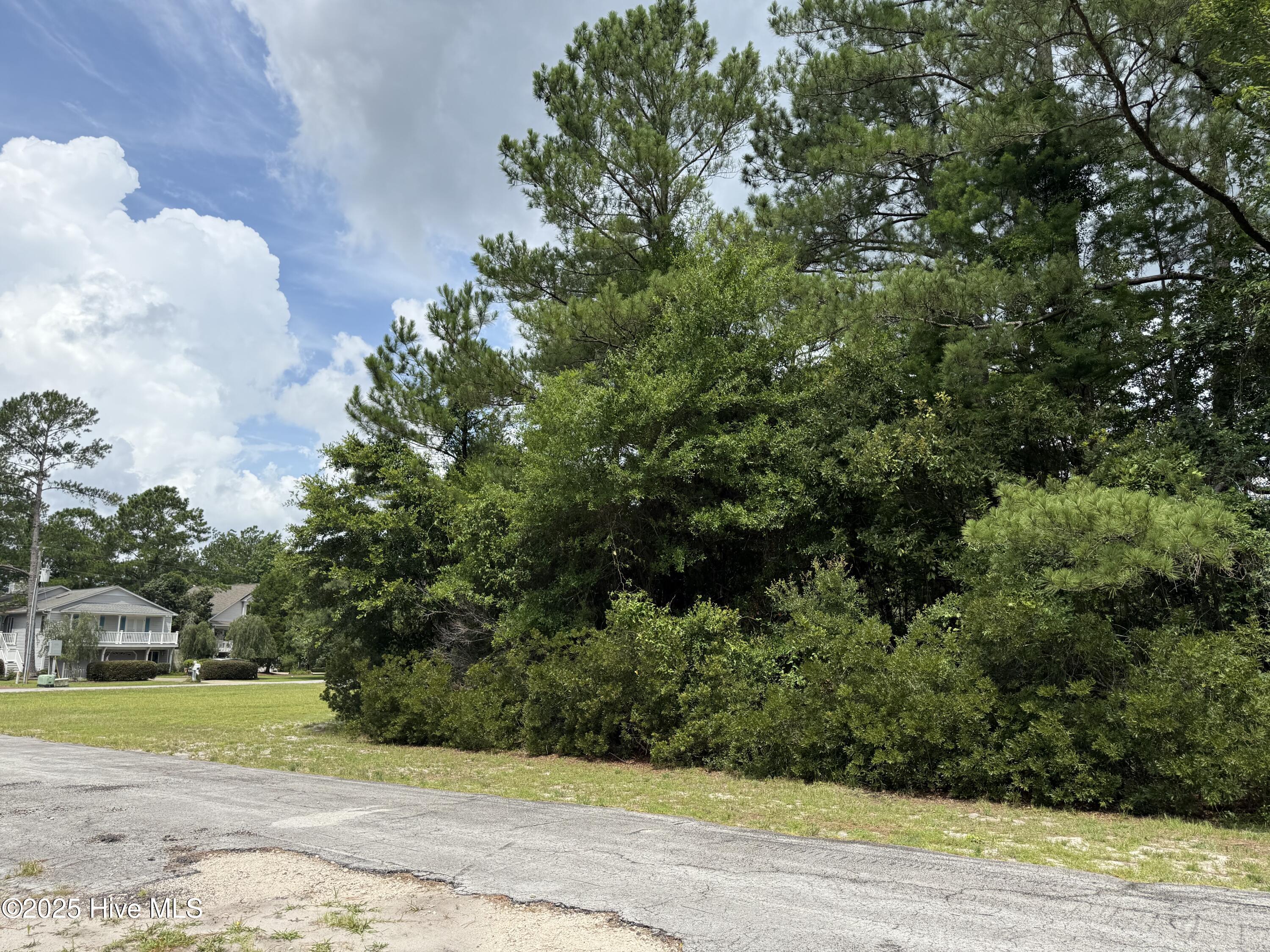 103 Lighthouse Lane New Bern, NC 28560 - Photo 1 of 3 IMG_1055
