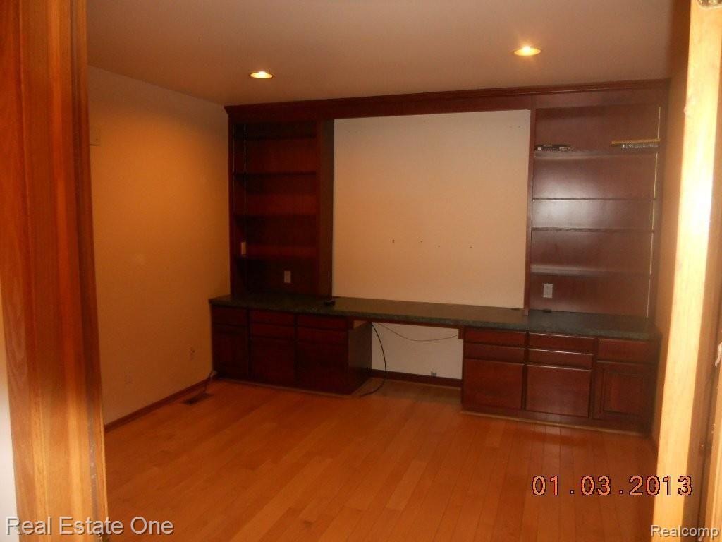 2301 Zeeb Road Dexter, MI 48130 - Photo 9 of 21 DSCN6315.JPG