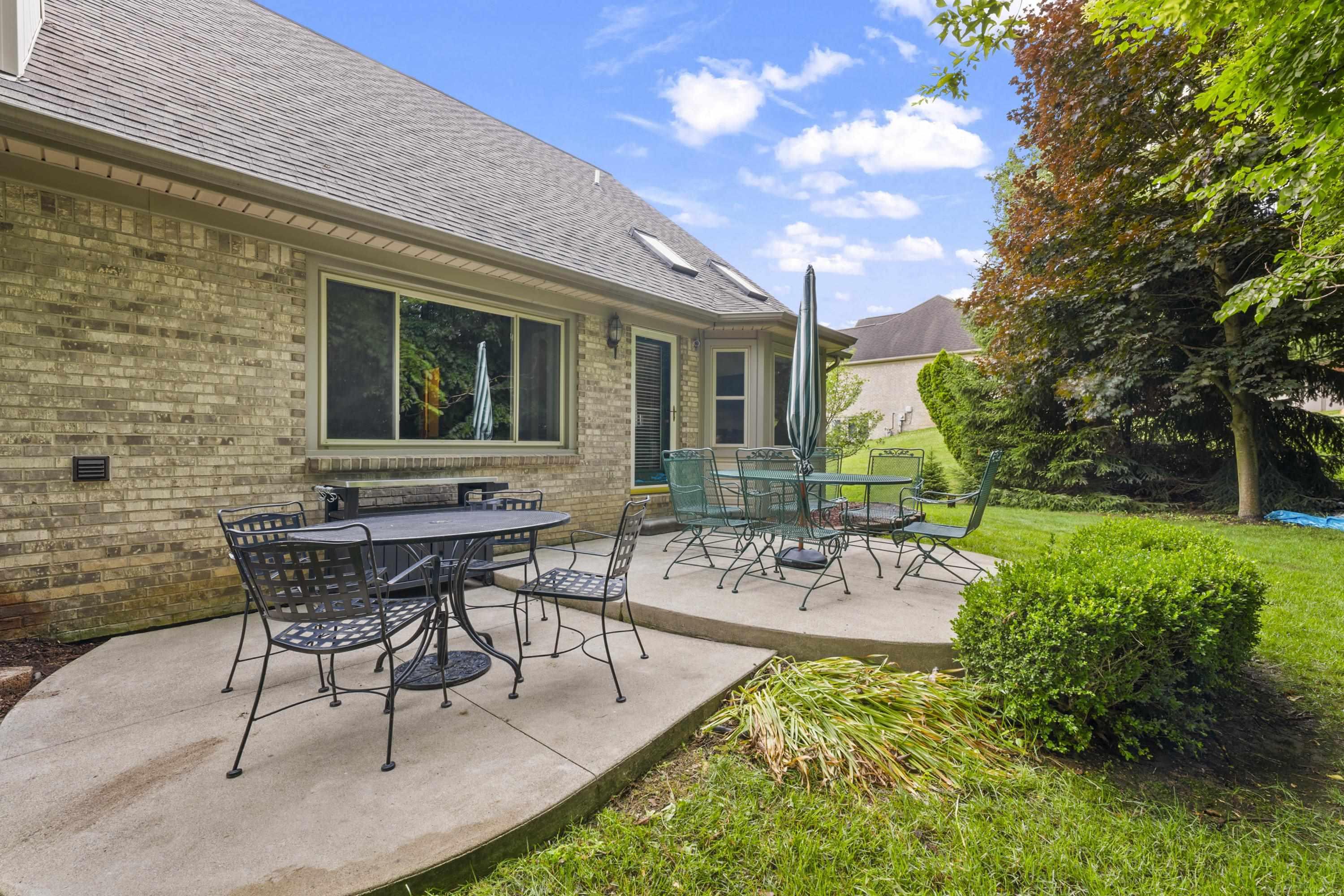 70351 Hillside Court Romeo, MI 48065 - Photo 7 of 46