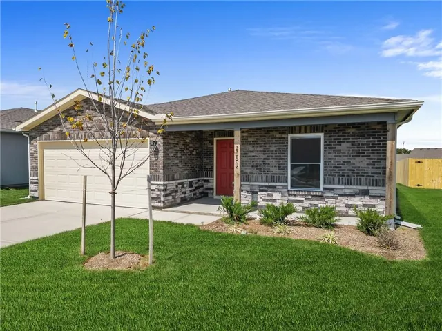 $297,990 | 37757 West 208th Terrace, Edgerton, KS 66021