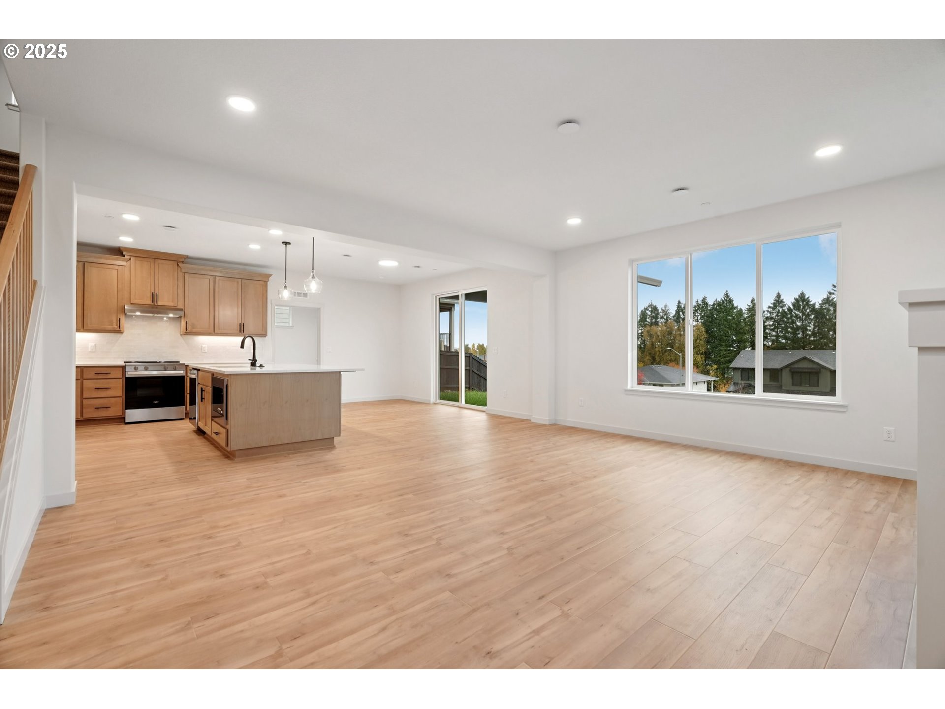 142 West 20th Way La Center, WA 98629 - Photo 4 of 18