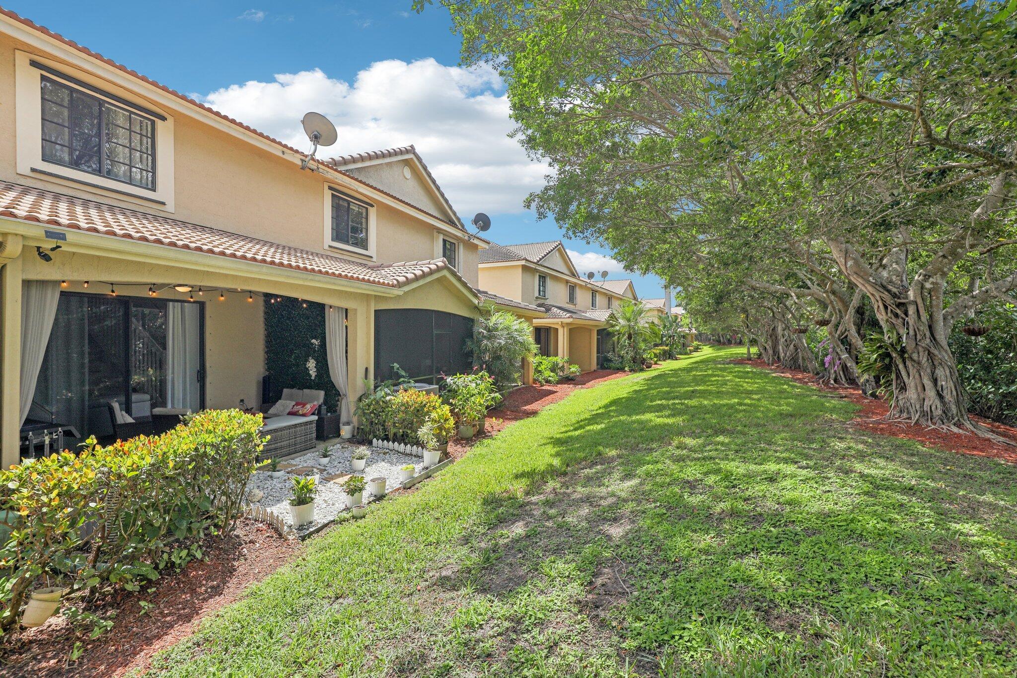3875 Tree Top Drive Weston, FL 33332 - Photo 33 of 51 33-web-or-mls-Tree Top Dr-S1504-033