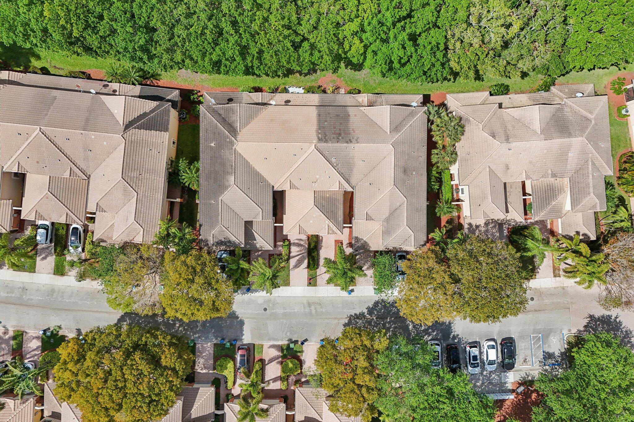 3875 Tree Top Drive Weston, FL 33332 - Photo 36 of 51 35-web-or-mls-Tree Top Dr-S1504-035