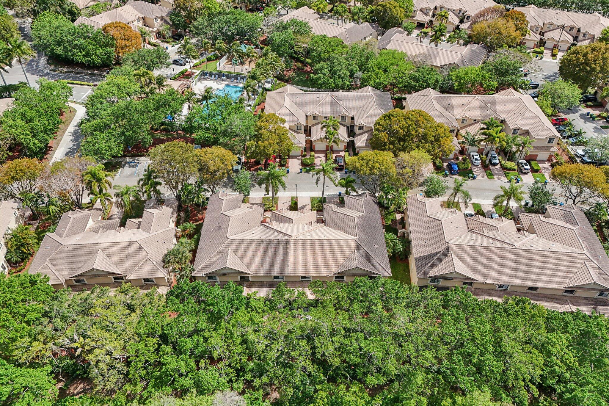 3875 Tree Top Drive Weston, FL 33332 - Photo 45 of 51 43-web-or-mls-Tree Top Dr-S1504-043