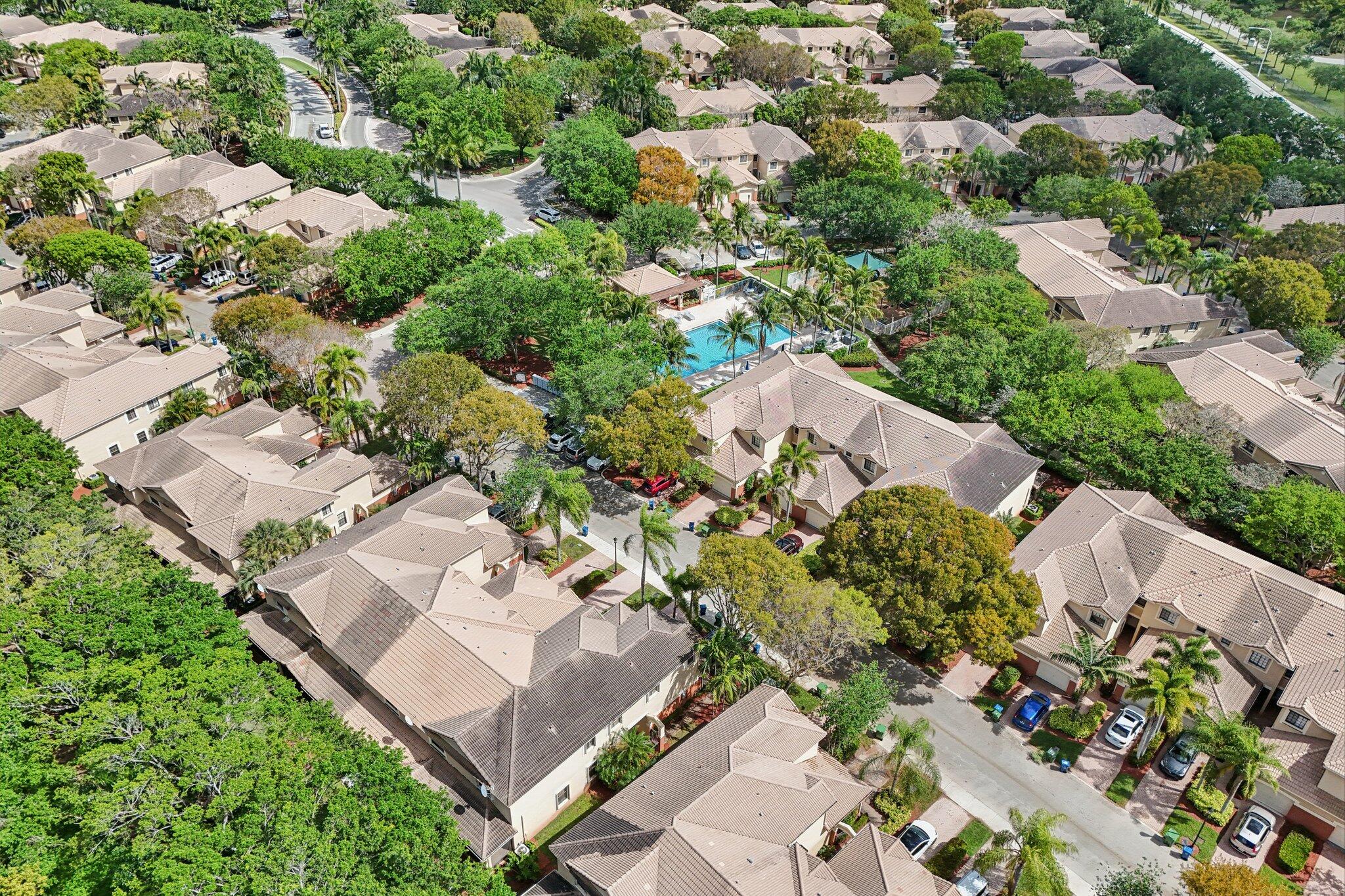 3875 Tree Top Drive Weston, FL 33332 - Photo 46 of 51 42-web-or-mls-Tree Top Dr-S1504-042