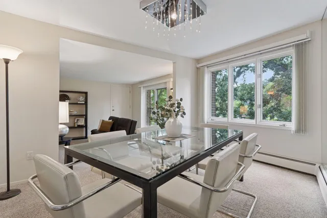 $199,000 | 3412 Oak Ridge Road, Unit 211, Minnetonka, MN 55305