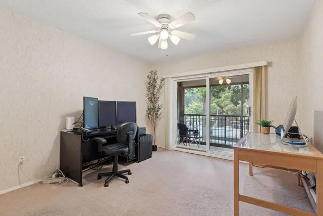 $199,000 | 3412 Oak Ridge Road, Unit 211, Minnetonka, MN 55305