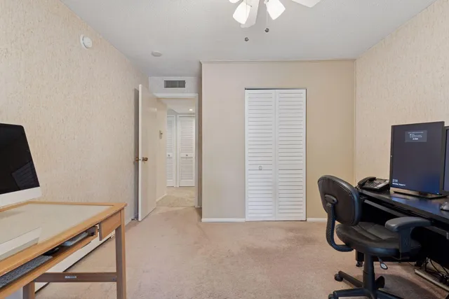 $199,000 | 3412 Oak Ridge Road, Unit 211, Minnetonka, MN 55305