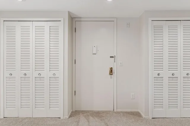 $199,000 | 3412 Oak Ridge Road, Unit 211, Minnetonka, MN 55305