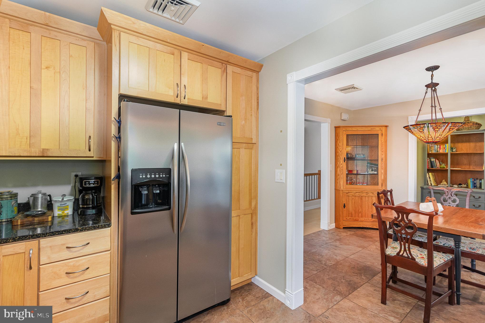 468 Mountain Road Boiling Springs, PA 17007 - Photo 9 of 26 Gallery Image 9