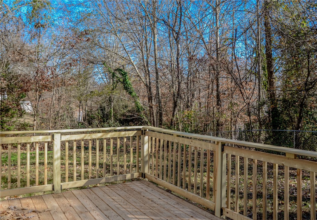 208 Redbud Street Seneca, SC 29672 - Photo 20 of 21 Gallery Image 20