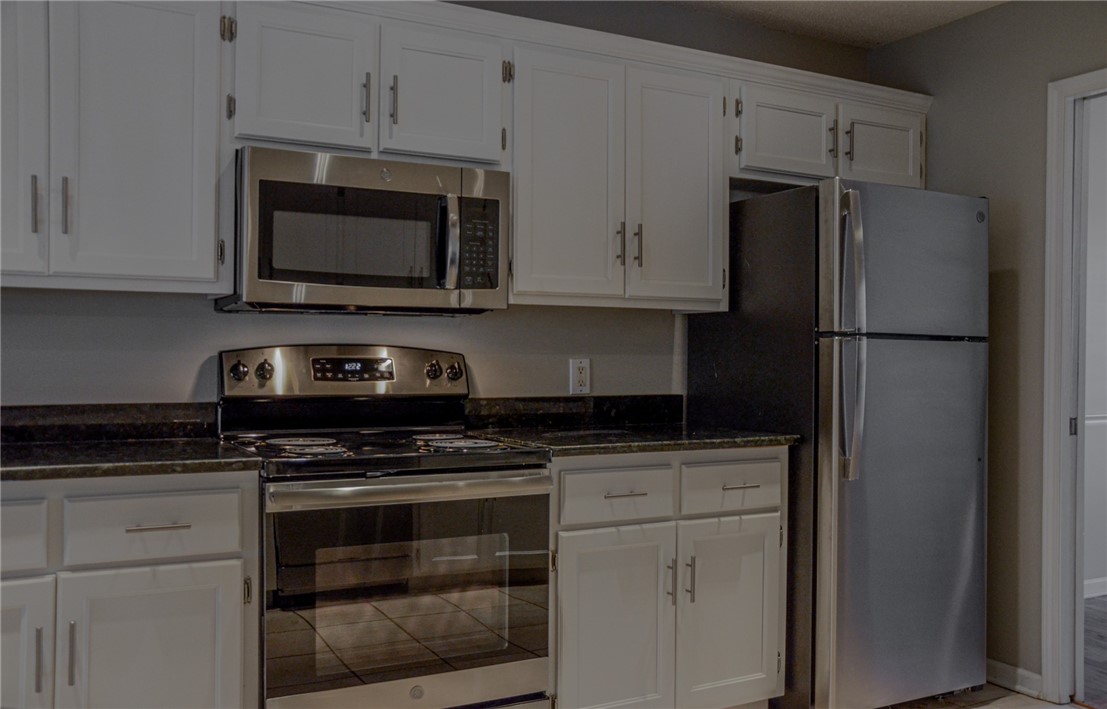 208 Redbud Street Seneca, SC 29672 - Photo 4 of 21 Gallery Image 4