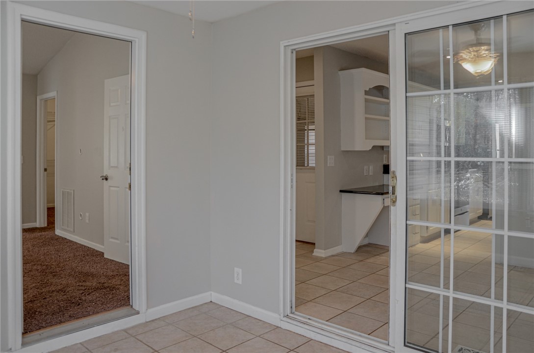208 Redbud Street Seneca, SC 29672 - Photo 8 of 21 Gallery Image 8