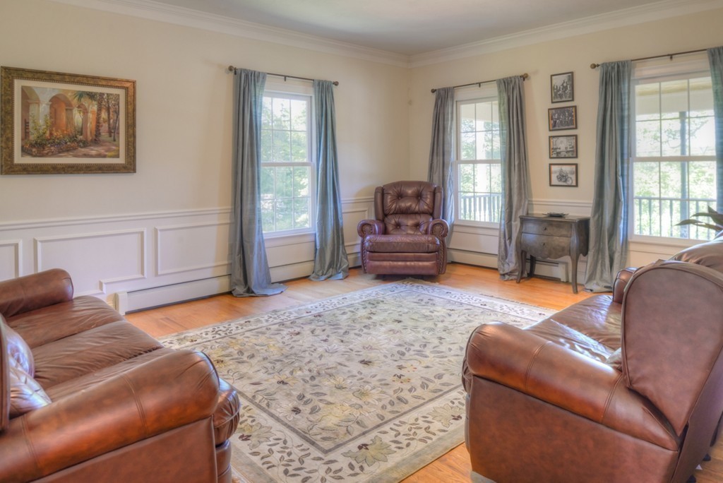 31 East Street Middleton, MA 01949 - Photo 12 of 28