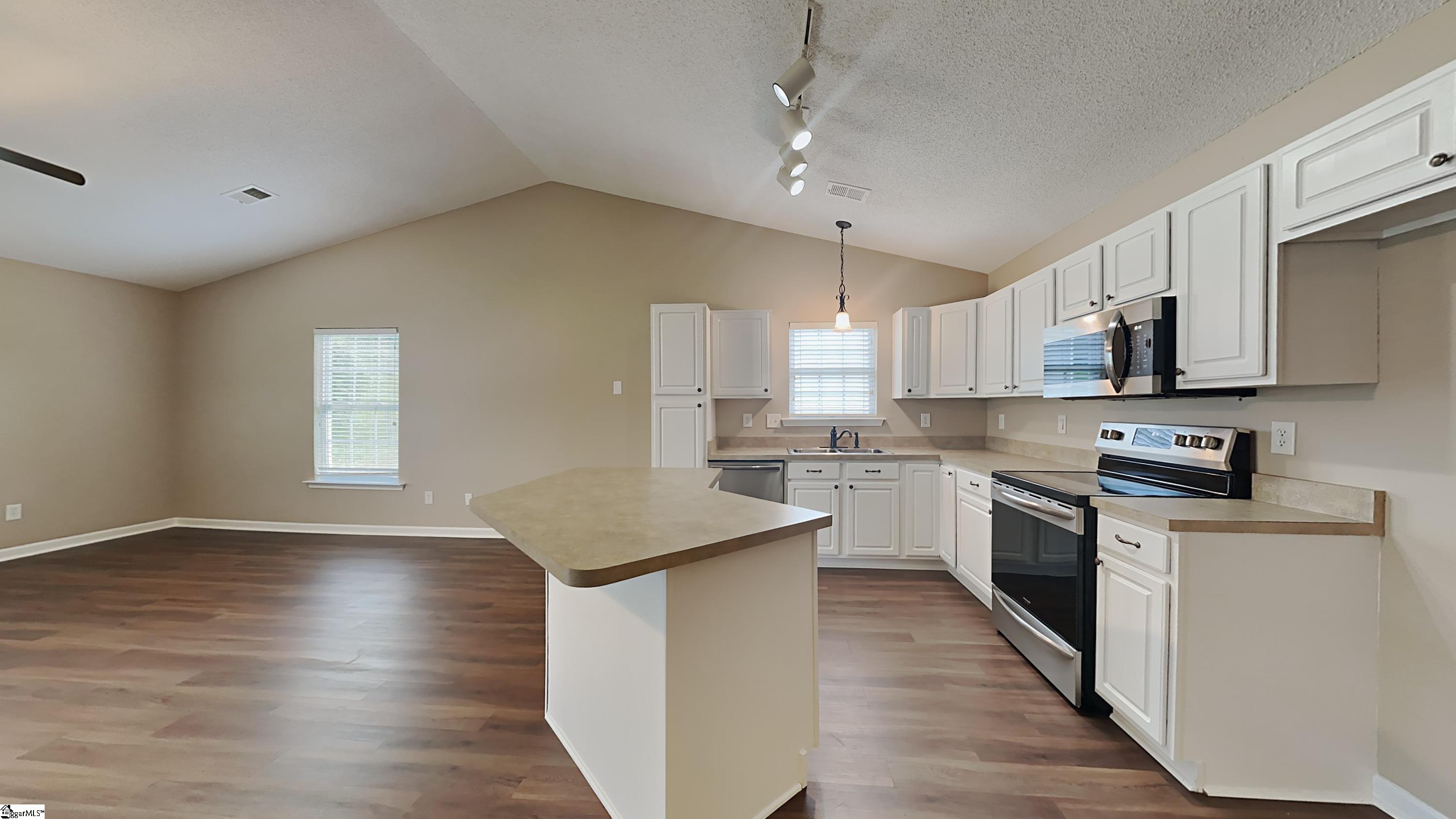 803 Trester Lane Inman, SC 29349 - Photo 4 of 10