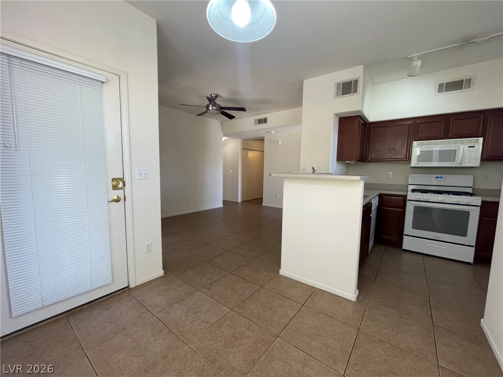 9050 West Warm Springs Road, Unit 1111 Las Vegas, NV 89148 - Photo 10 of 37
