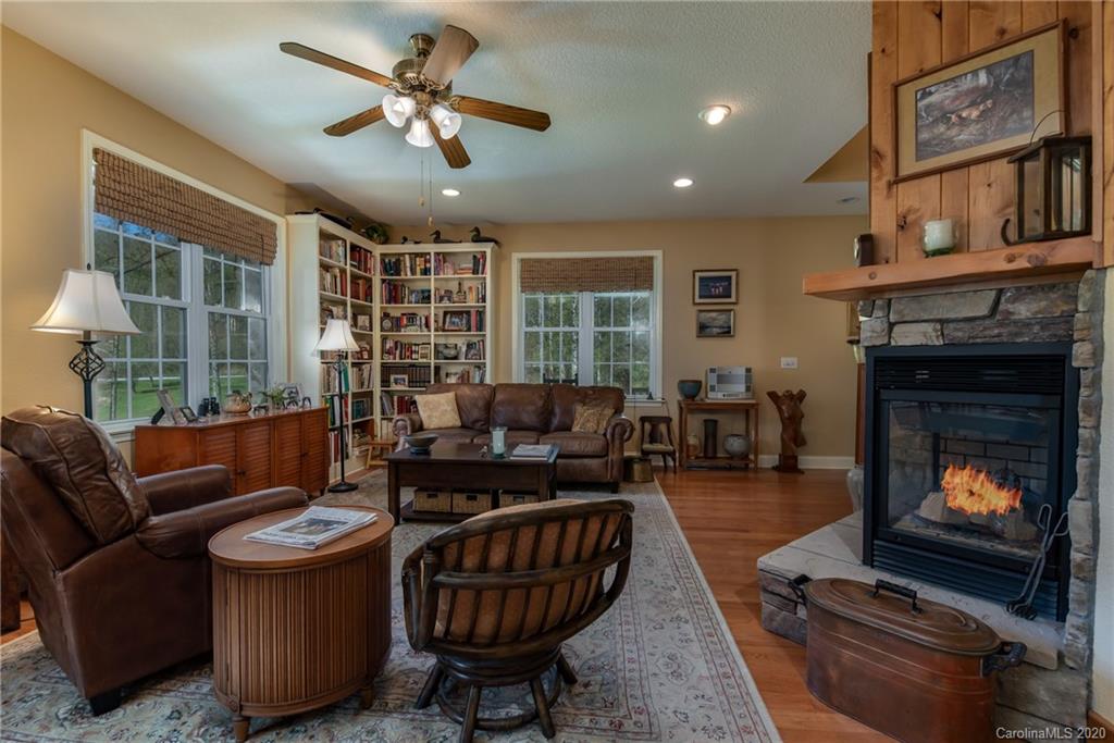 668 Wash Freeman Road Hendersonville, NC 28792 - Photo 14 of 47 Gallery Image 14