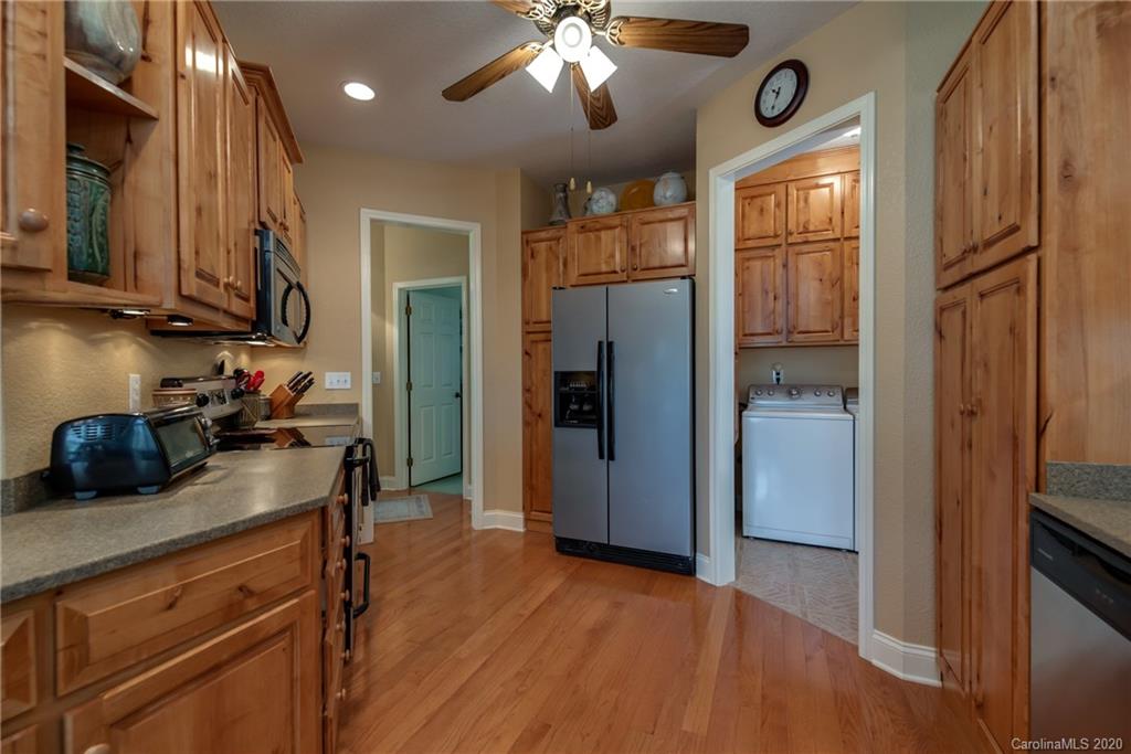 668 Wash Freeman Road Hendersonville, NC 28792 - Photo 18 of 47 Gallery Image 18
