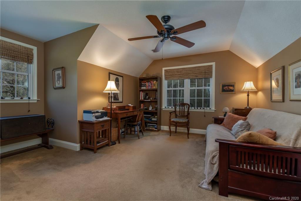 668 Wash Freeman Road Hendersonville, NC 28792 - Photo 5 of 47 Gallery Image 5