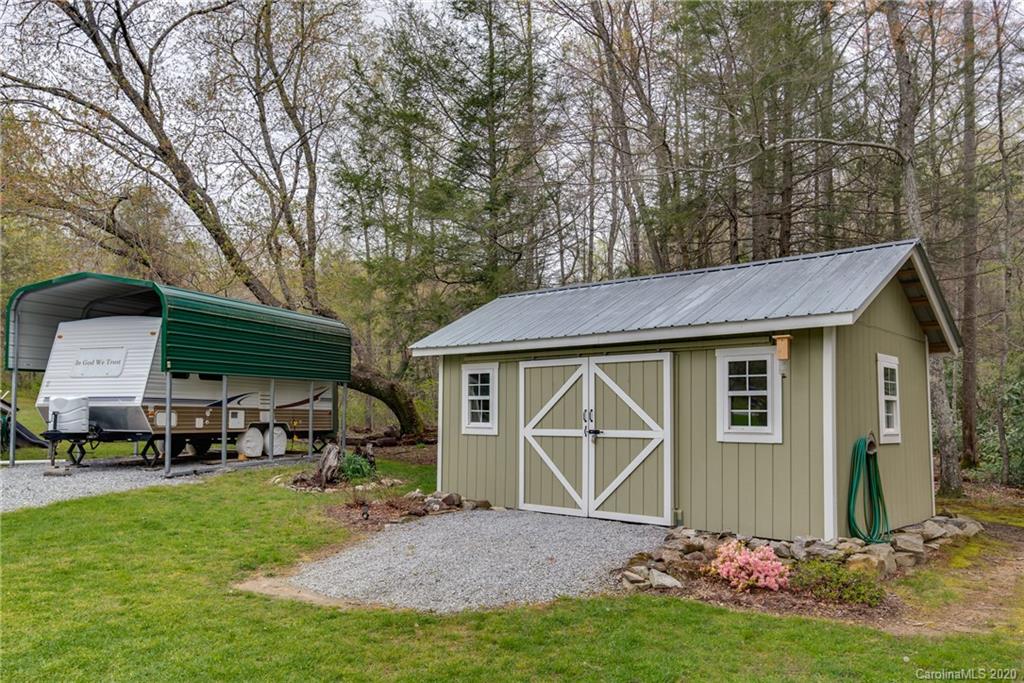 668 Wash Freeman Road Hendersonville, NC 28792 - Photo 43 of 47 Gallery Image 43