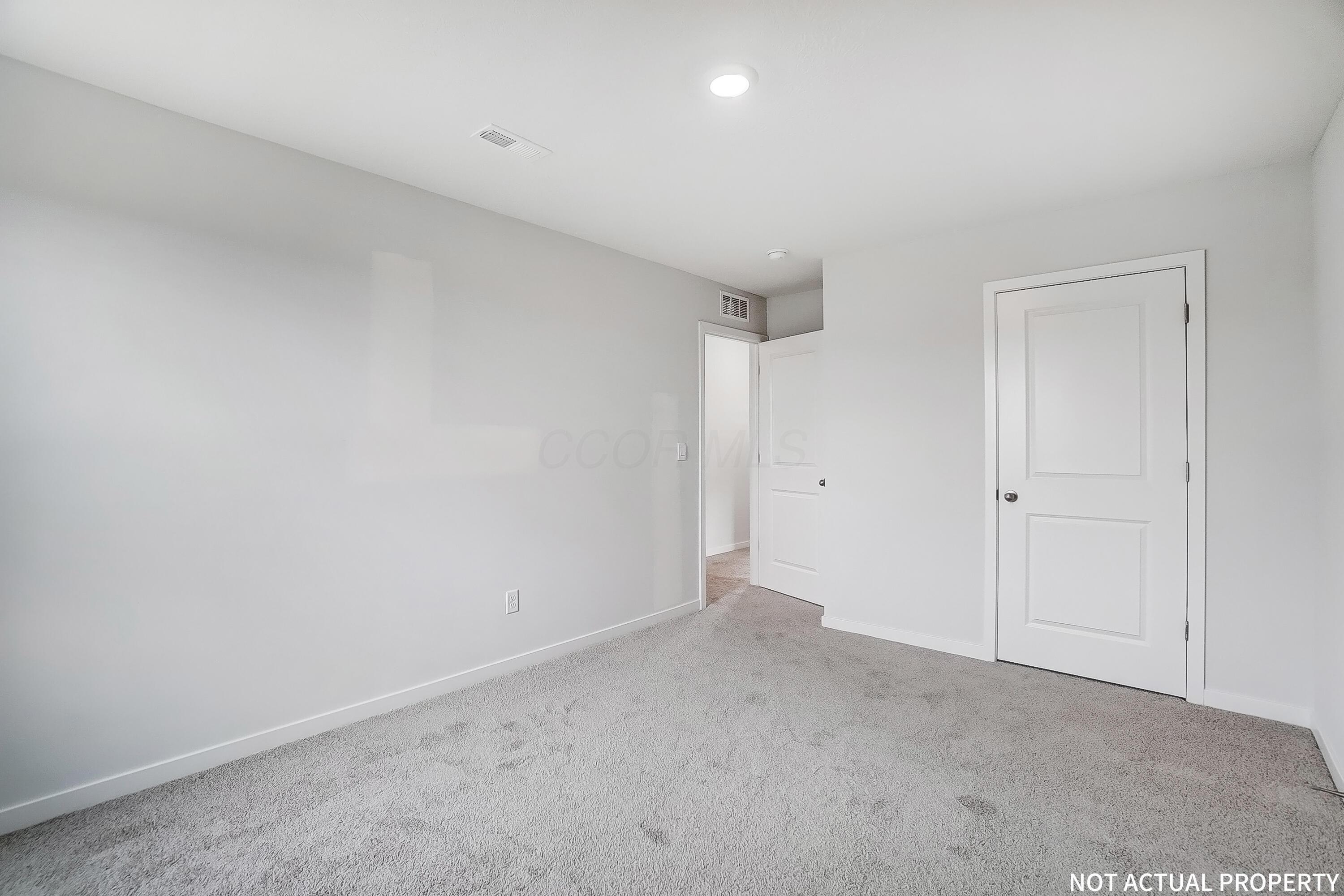 2245 Overlook Way Newark, OH 43055 - Photo 18 of 31 17 Undecorated Spare 2