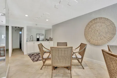 $410,000 | 1069 Hillsboro Mile, Unit 705, Hillsboro Beach, FL 33062