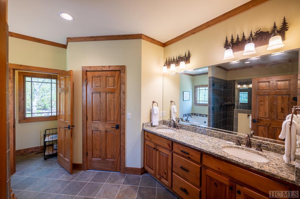 132 Raptor Way Sapphire, NC 28774 - Photo 21 of 64 Gallery Image 21
