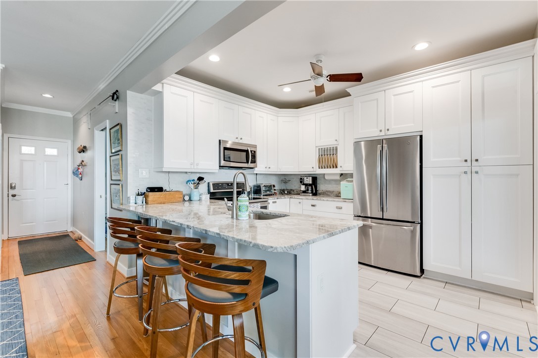 65 Oyster Shell Road, Unit 10 Deltaville, VA 23043 - Photo 16 of 46