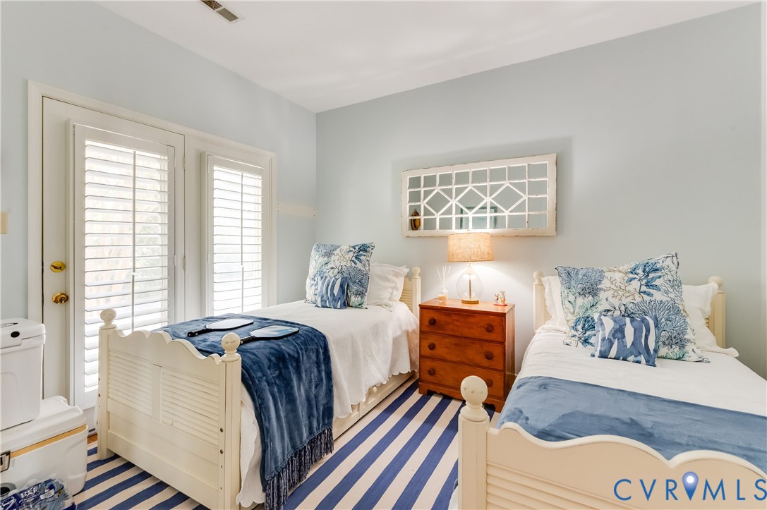 65 Oyster Shell Road, Unit 10 Deltaville, VA 23043 - Photo 19 of 46