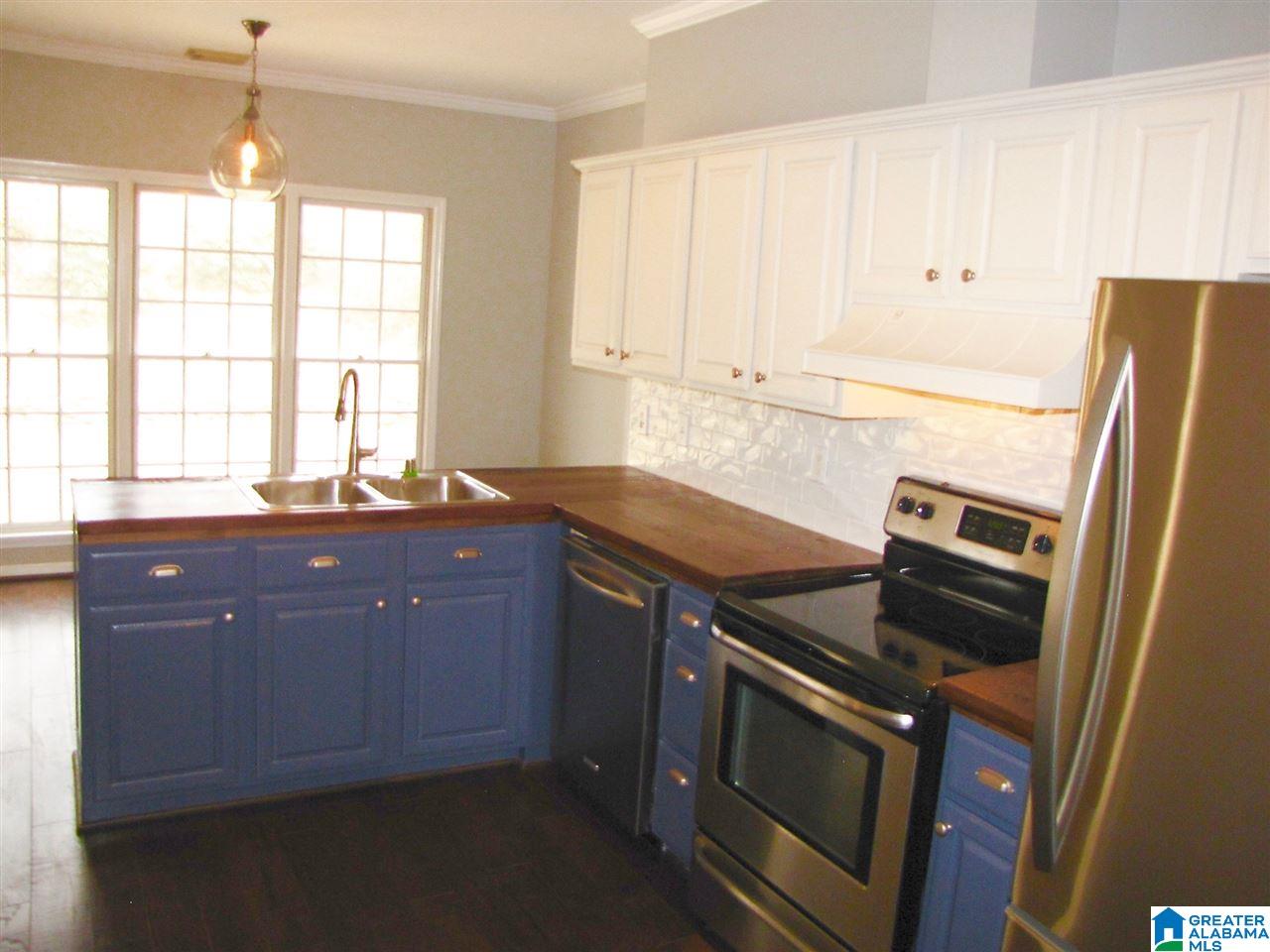 441 Eaton Road Hoover, AL 35242 - Photo 6 of 24