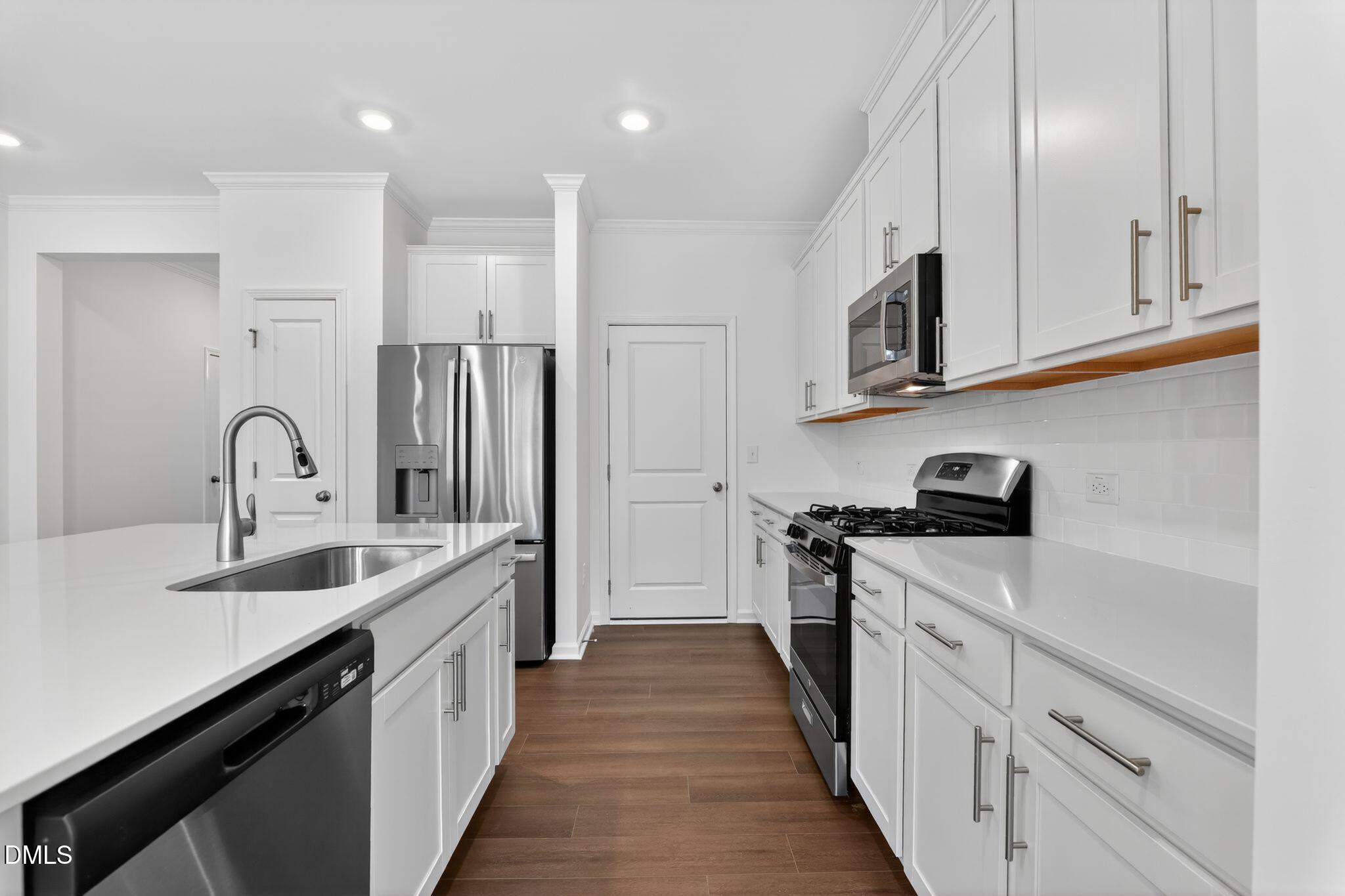 2938 Hickory Fld Drive Raleigh, NC 27616 - Photo 6 of 30 SUN_EverleeTownhomes_Pic_CarsonII-12