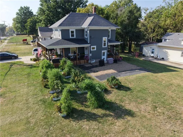 $229,900 | 709 West Crowder Road, Trenton, MO 64683