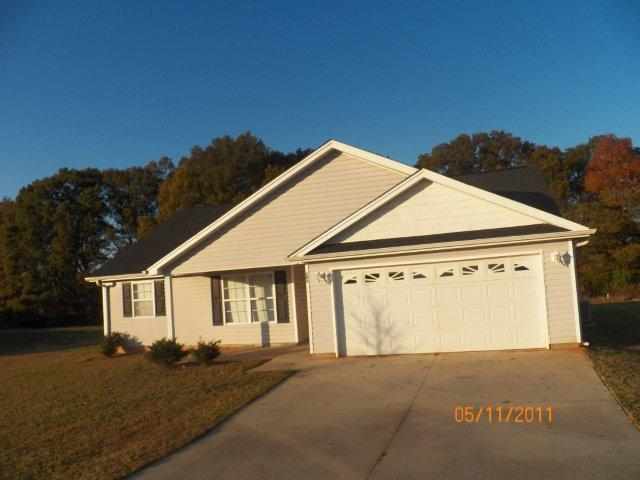 207 Turkey Trot Road Williamston, SC 29697 - Photo 1 of 12
