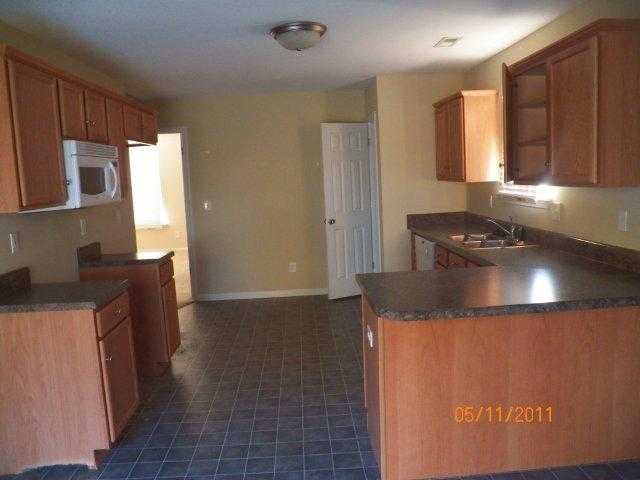 207 Turkey Trot Road Williamston, SC 29697 - Photo 3 of 12