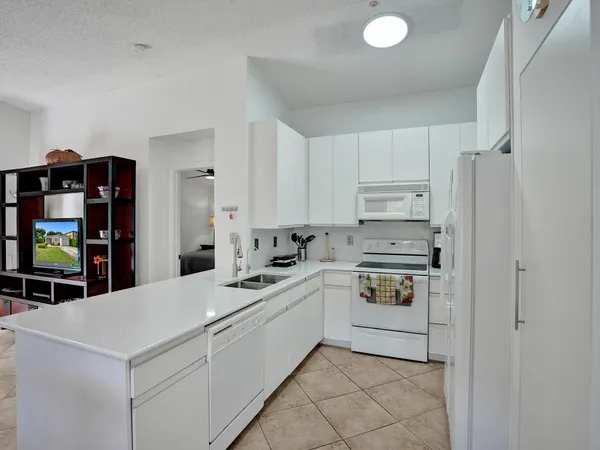 $3,600 | 1245 Southwest 46th Way, Deerfield Beach, FL 33442