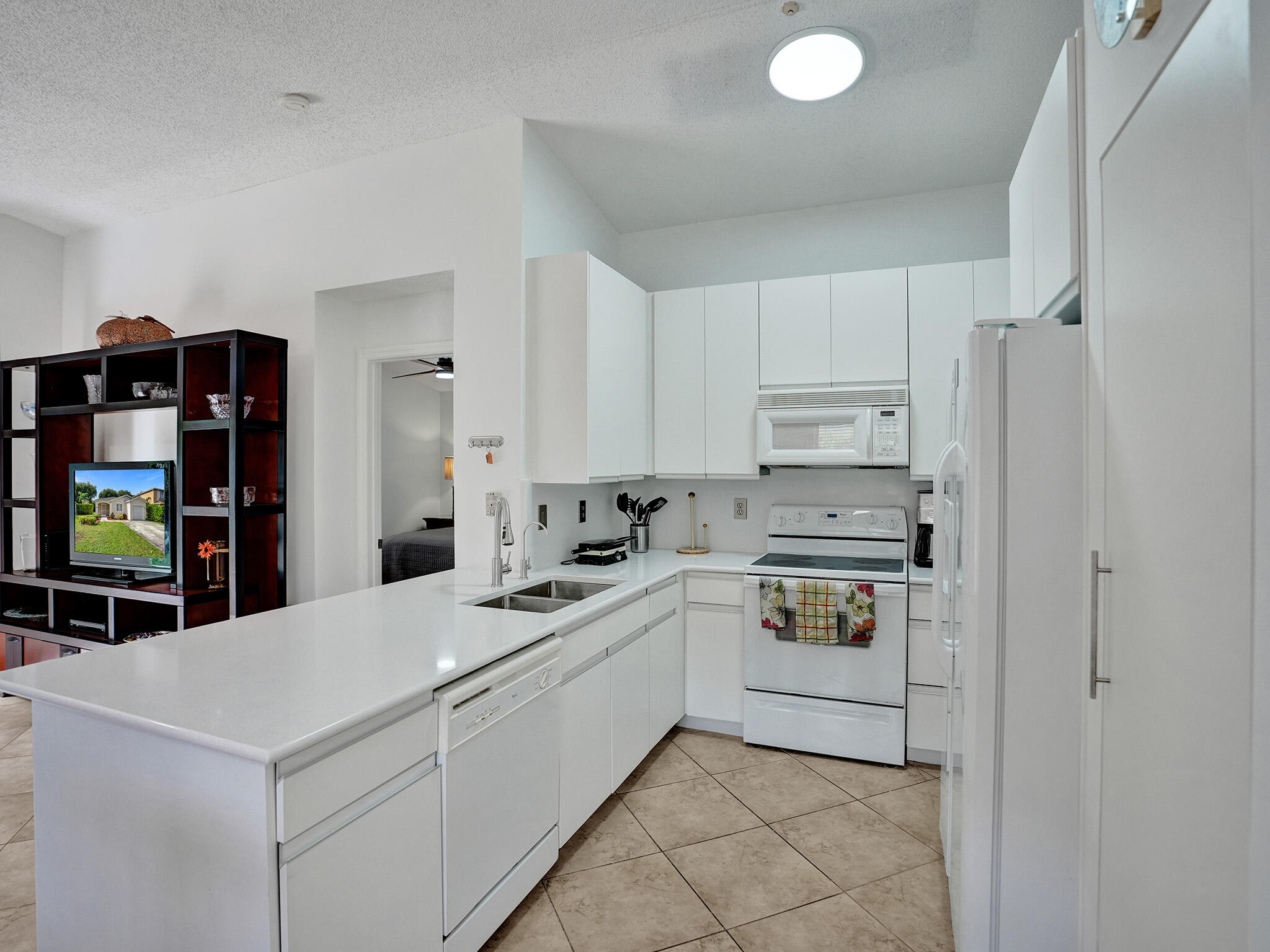 1245 Southwest 46th Way Deerfield Beach, FL 33442 - Photo 12 of 38 DSC06504