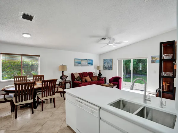 $3,600 | 1245 Southwest 46th Way, Deerfield Beach, FL 33442