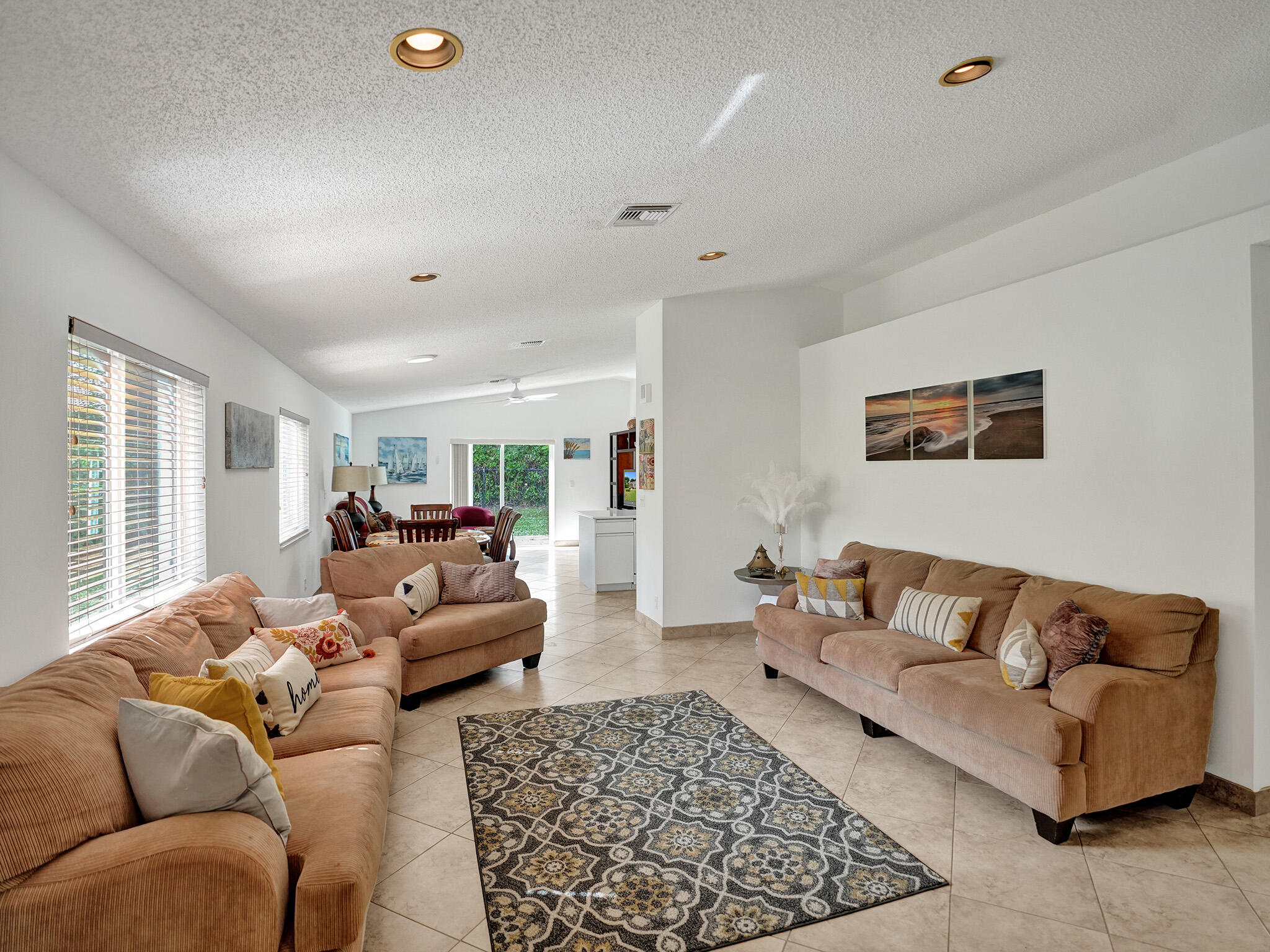 1245 Southwest 46th Way Deerfield Beach, FL 33442 - Photo 5 of 38 DSC06483