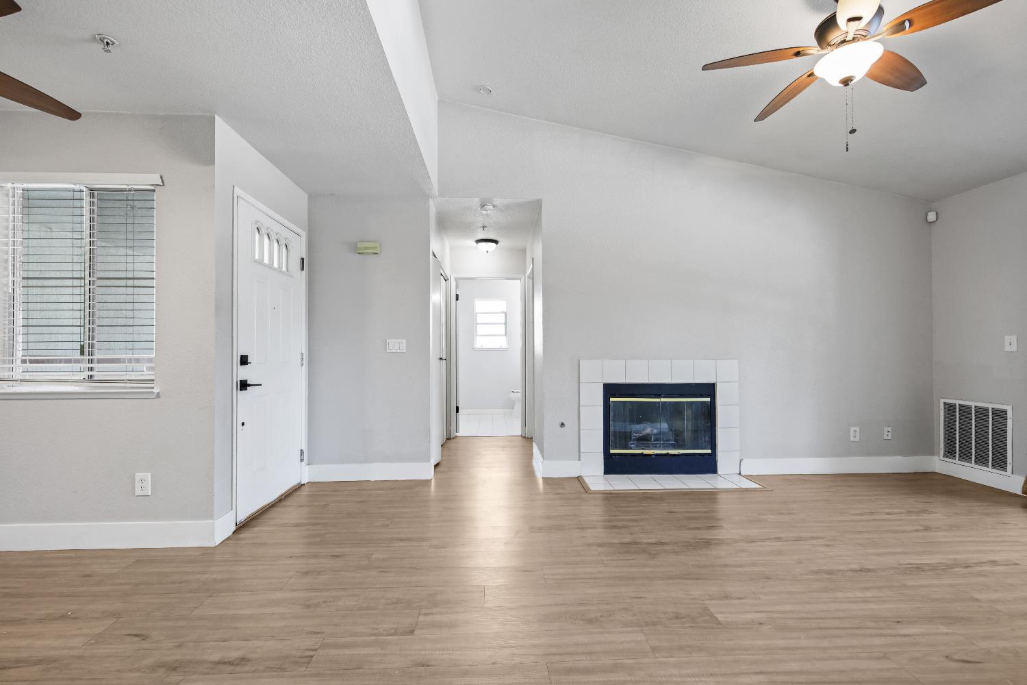 8020 Walerga Road, Unit 1090 Antelope, CA 95843 - Photo 7 of 24