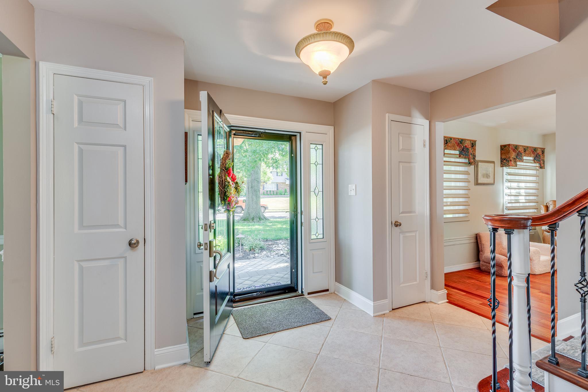 15 Corral Drive Hamilton, NJ 08620 - Photo 5 of 70