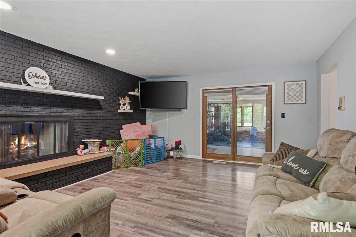 49 Etherton Lane Springfield, IL 62712 - Photo 15 of 45