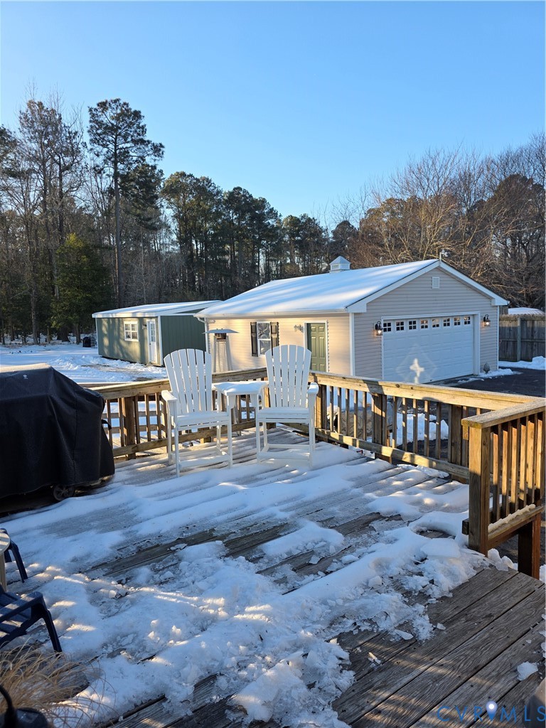 8511 Peaks Road Hanover, VA 23069 - Photo 11 of 48 a view of a big yard next to a building