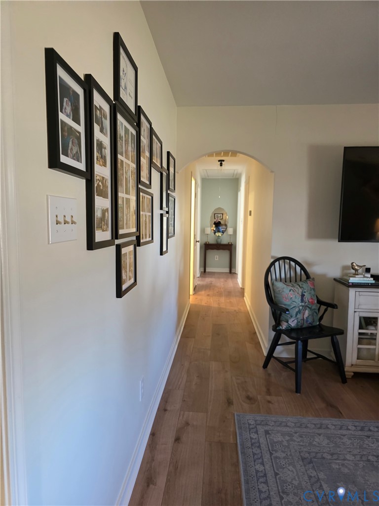 8511 Peaks Road Hanover, VA 23069 - Photo 30 of 48 a view of a livingroom with furniture and a couch