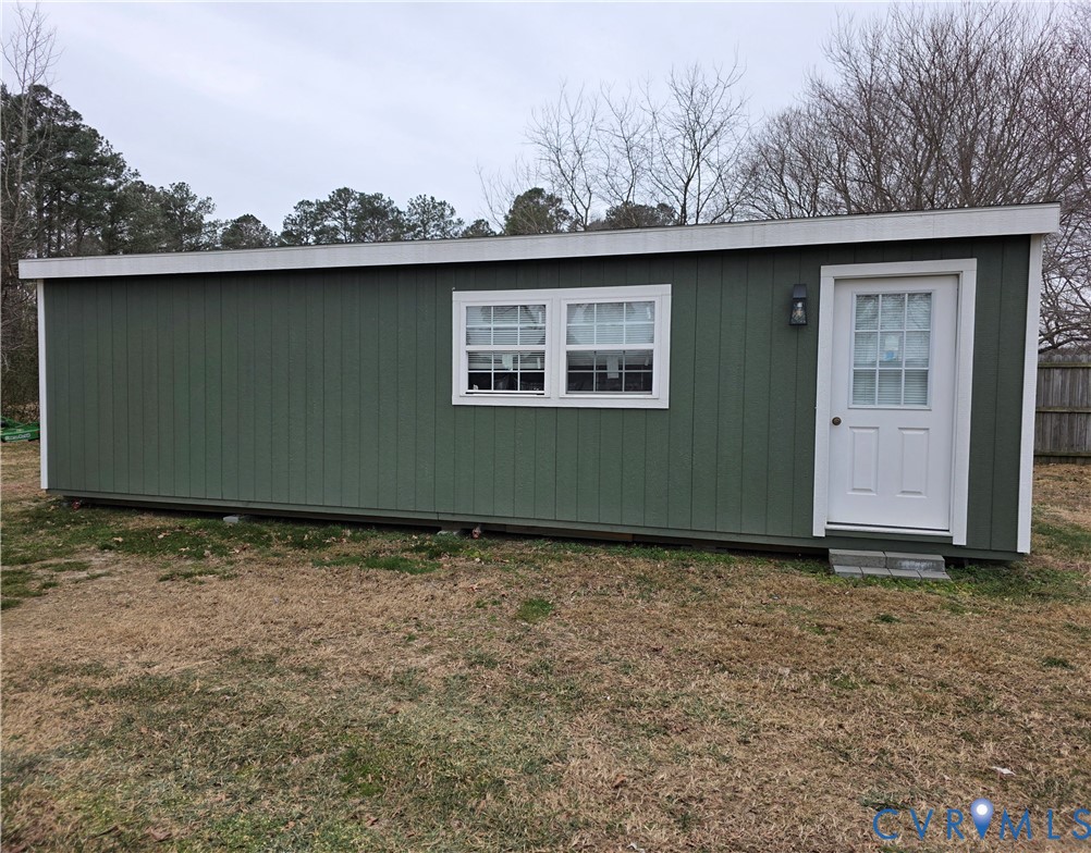 8511 Peaks Road Hanover, VA 23069 - Photo 8 of 48 a view of outdoor space