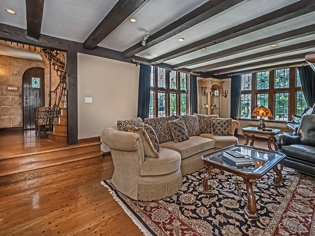 1247 Washington Road Pittsburgh, PA 15228 - Photo 7 of 32