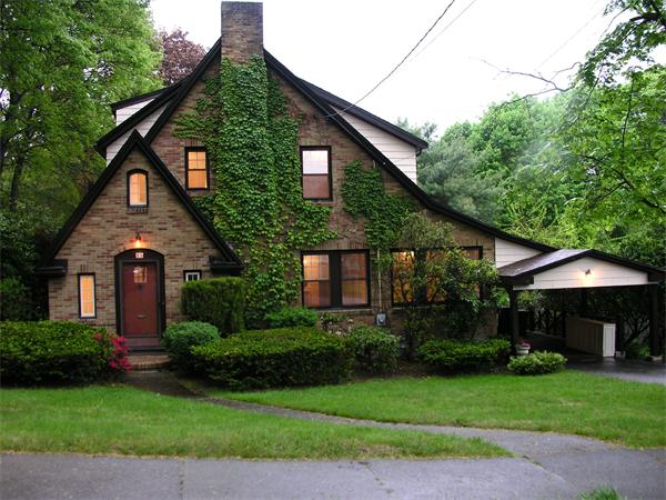 25 Barber Road Framingham, MA 01702 - Photo 1 of 29 Gallery Image 1