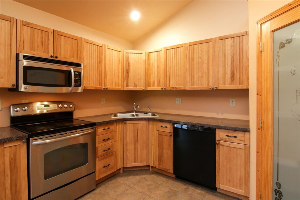 225 Beeman Road Usk, WA 99180 - Photo 6 of 50