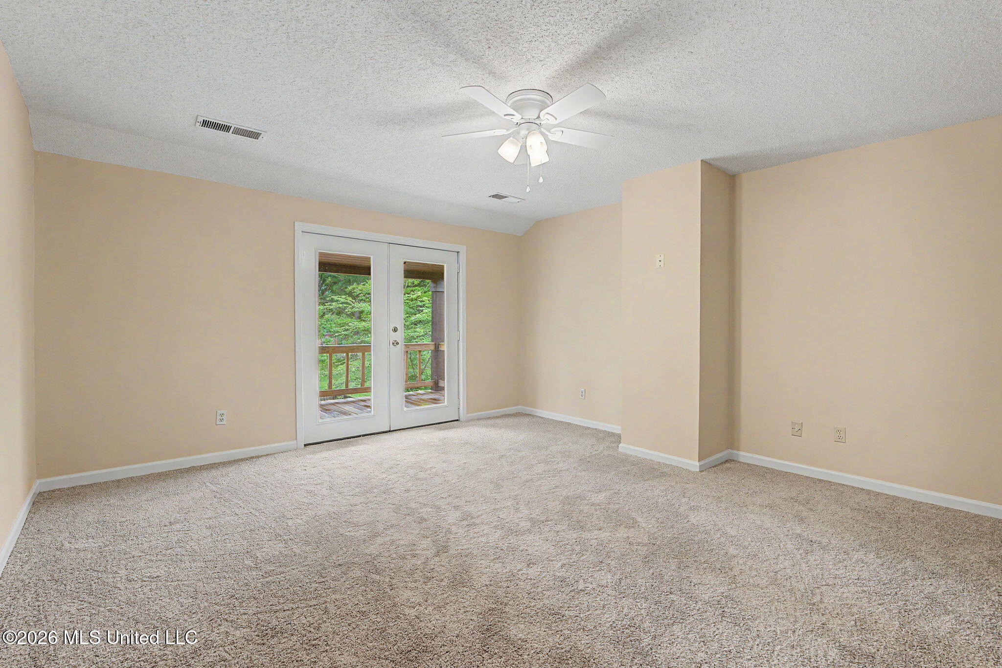 448 Oakley Road Senatobia, MS 38668 - Photo 35 of 61 Primary bedroom!