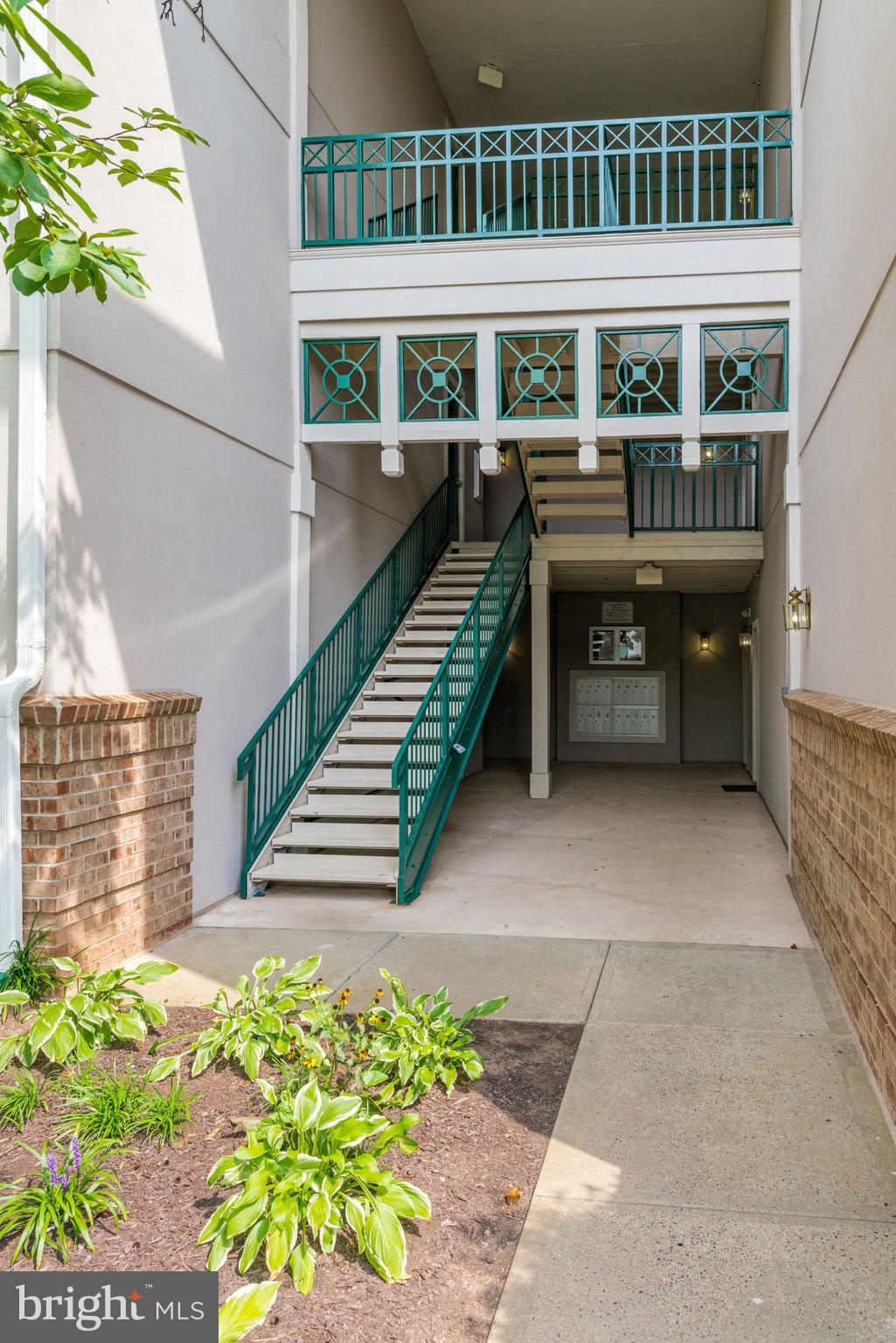 12009 Taliesin Place, Unit 23 Reston, VA 20190 - Photo 4 of 34